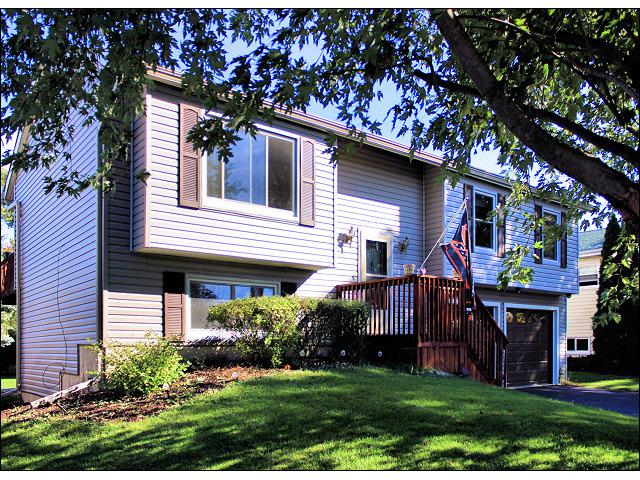 1352 Cottonwood Ln., Crystal Lake, IL 60014