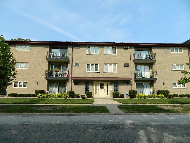 11024 Kilpatrick Ave. #9, Oak Lawn, IL 60453