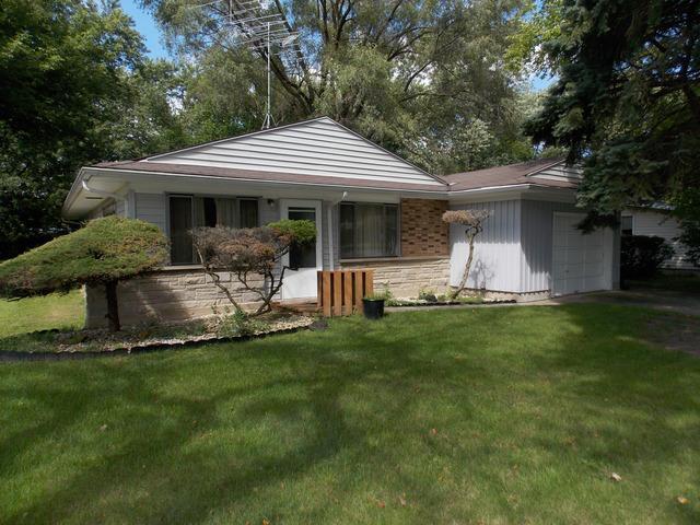 572 Lakewood Blvd., Park Forest, IL 60466