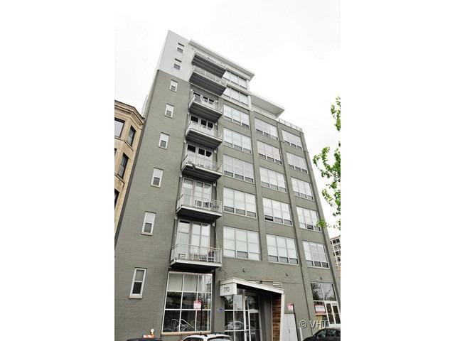 770 W Gladys Ave. #305, Chicago, IL 60661