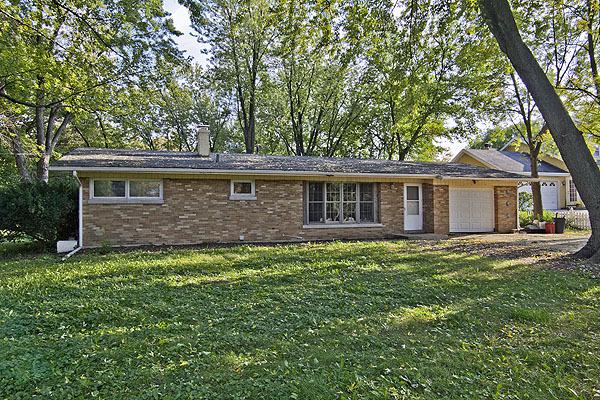 1146 E Chicago Ave., Naperville, IL 60540