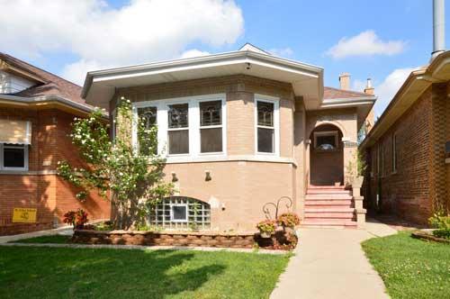 1921 N Newcastle Ave., Chicago, IL 60707