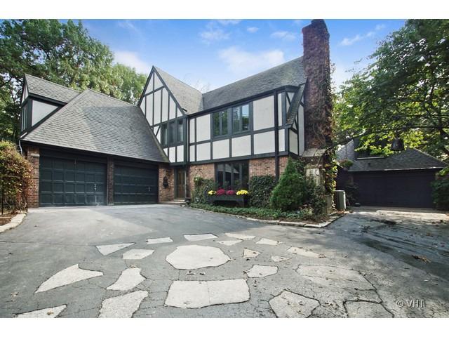18 Robin Crest Rd., Hawthorn Woods, IL 60047