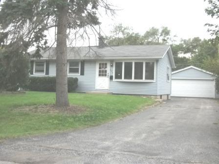606 Manor Ave., Grayslake, IL 60030