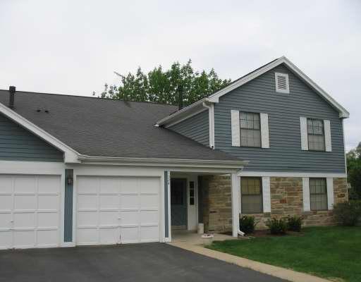 324 Silverwood Ct. #B2, Schaumburg, IL 60193