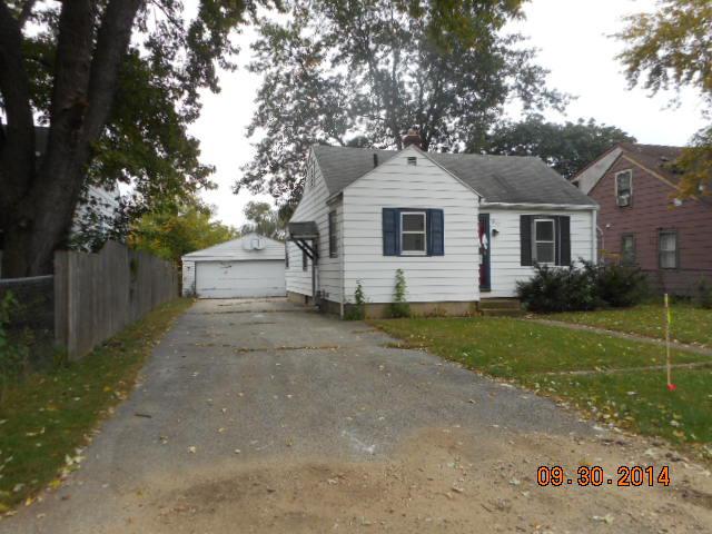 807 Colonial Dr., Machesney Park, IL 61115