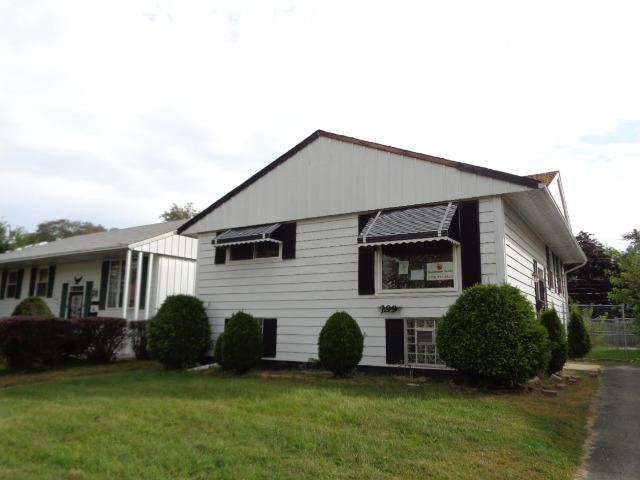 299 Chappel Ave., Calumet City, IL 60409