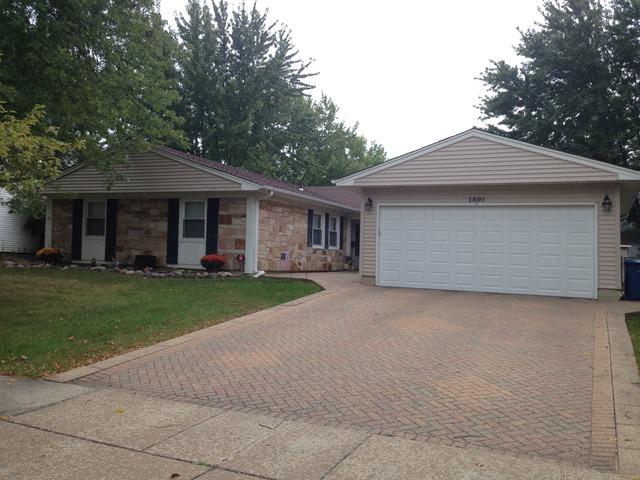 1801 Cambourne Ln., Schaumburg, IL 60194
