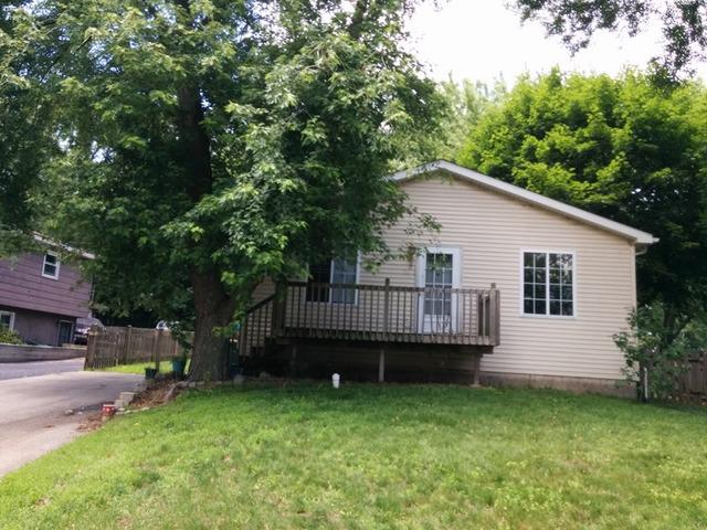 118 Manor Ave., Fox Lake, IL 60020