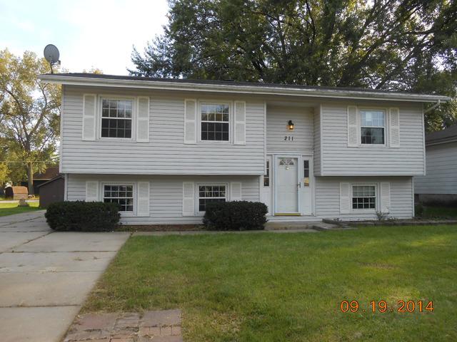 211 John Ave., Mchenry, IL 60050