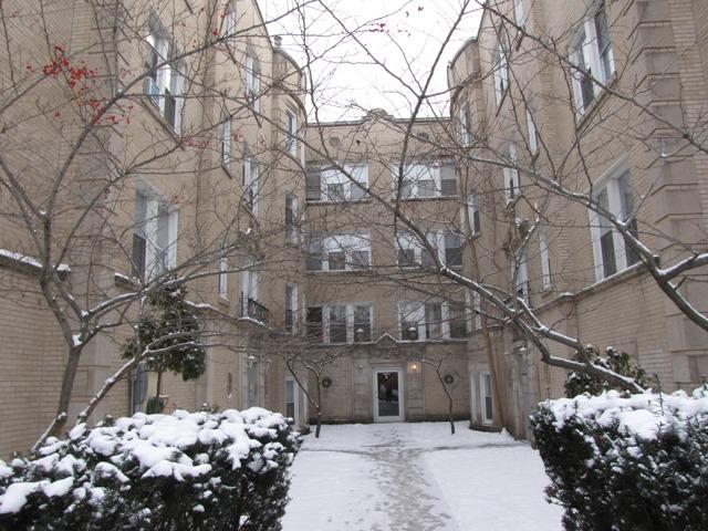 2757 W Arthur Ave. #1, Chicago, IL 60645
