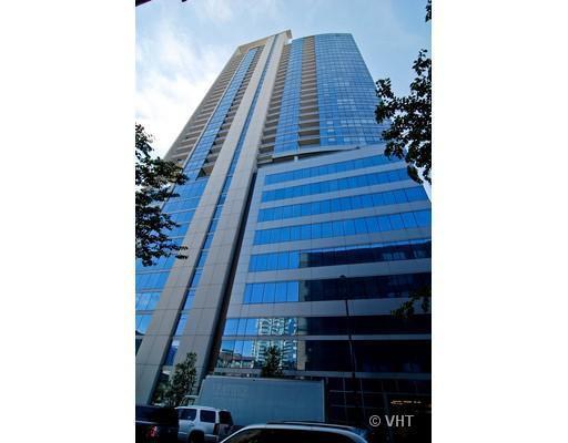 303 W Ohio St. #2107, Chicago, IL 60654
