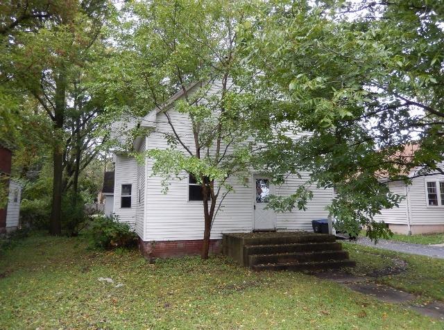 2612 Gilboa Ave., Zion, IL 60099