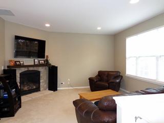 3126 Valley Falls St., Elgin, IL 60124