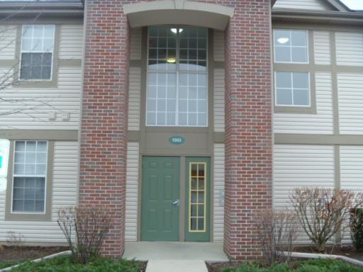 1665 Carlemont Dr. #D, Crystal Lake, IL 60014