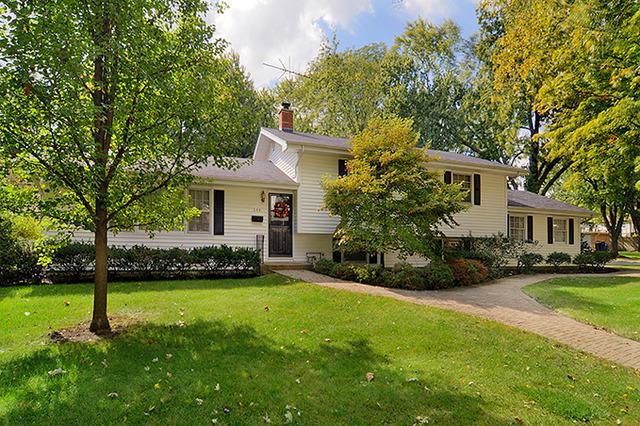 344 Hemlock Ln., Naperville, IL 60540