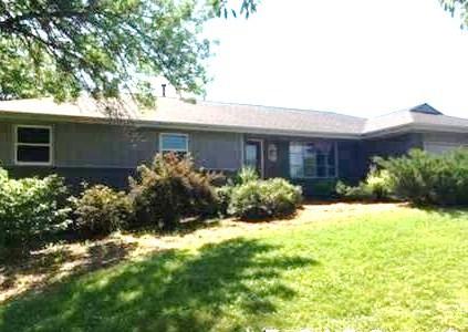 11761 Banbridge Dr., Roscoe, IL 61073