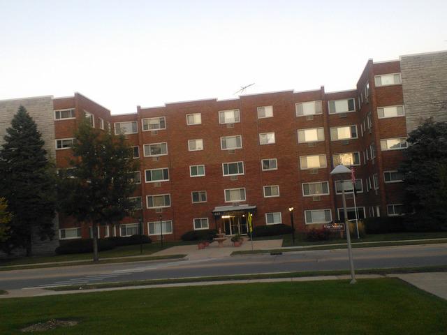 222 Madison St. #105, Joliet, IL 60435