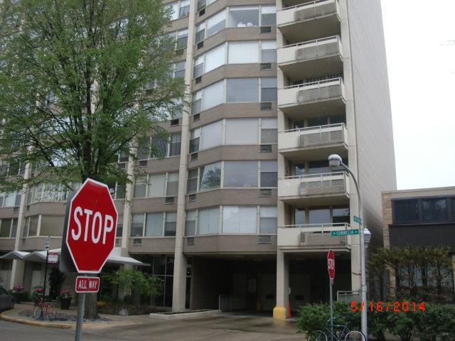 555 W Cornelia Ave. #1410, Chicago, IL 60657