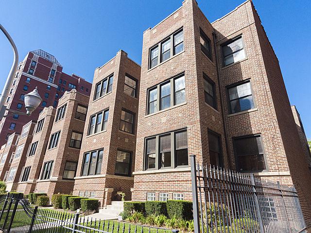710 W Bittersweet Pl. #1, Chicago, IL 60613