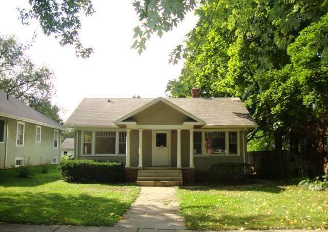 809 N Brainard St., Naperville, IL 60563