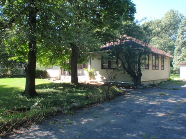 1062 Kilbourne Rd., Gurnee, IL 60031