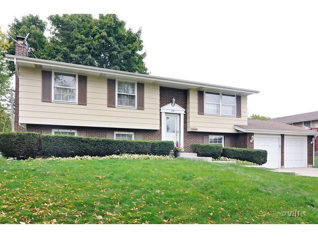 4507 Carr St., Rolling Meadows, IL 60008