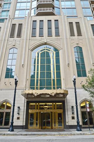 21 E Huron St. #4101, Chicago, IL 60611