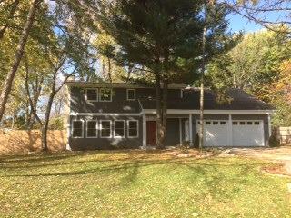 6003 Hamilton Dr., Crystal Lake, IL 60014