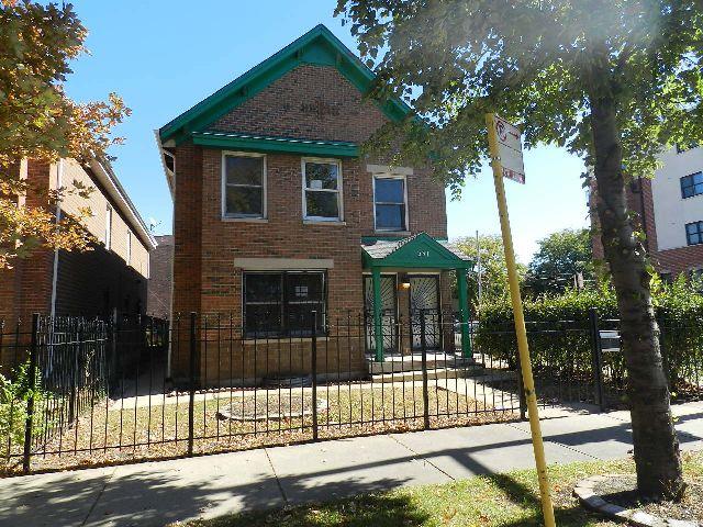 231 S Leavitt St., Chicago, IL 60612