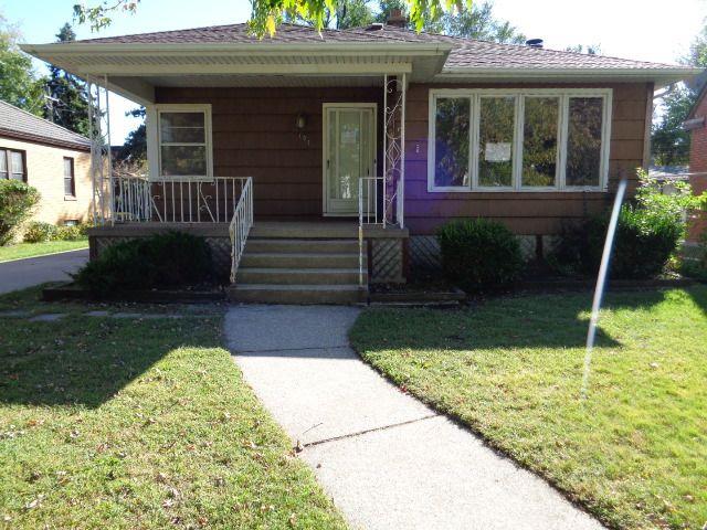 107 Elizabeth St., Calumet City, IL 60409