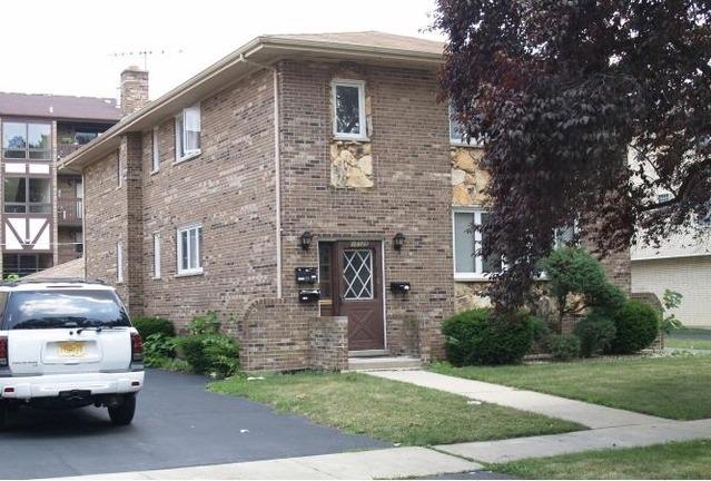 10325 Parkside Ave., Oak Lawn, IL 60453