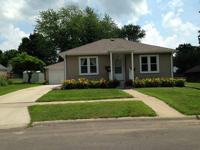 404 Florence St., Morrison, IL 61270