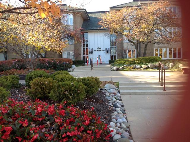 1 Oak Brook Club Dr. #A104, Oak Brook, IL 60523