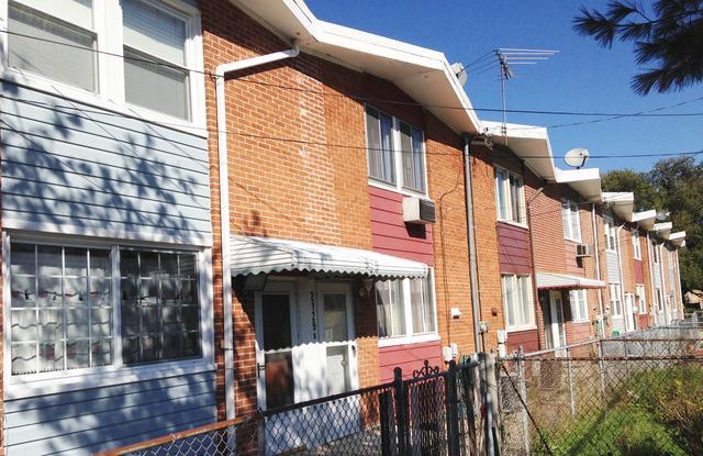2129 Ash St. #B, Des Plaines, IL 60018