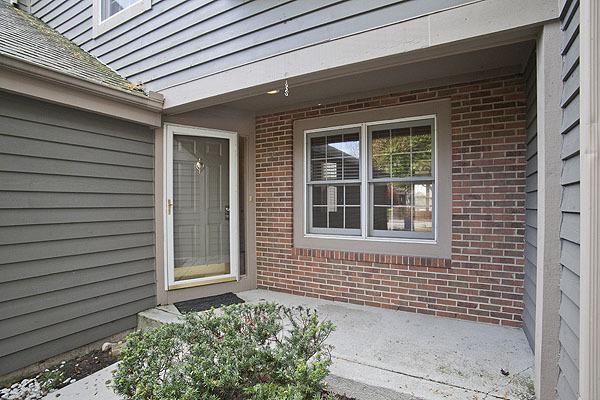1521 Aberdeen Ct., Naperville, IL 60564
