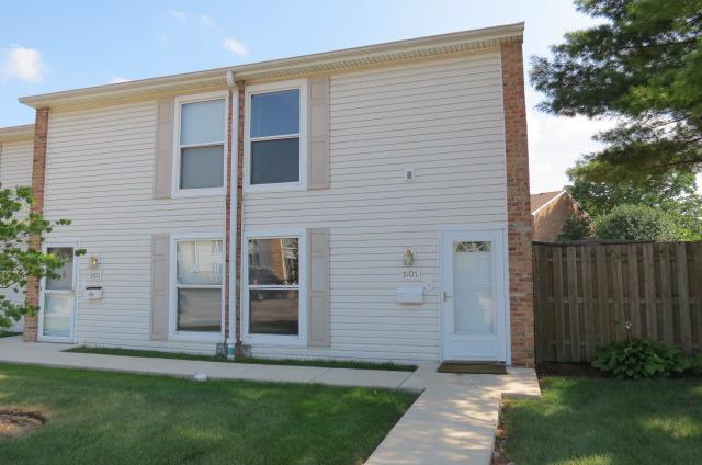 1901 Kenilworth Cir., Hoffman Estates, IL 60194