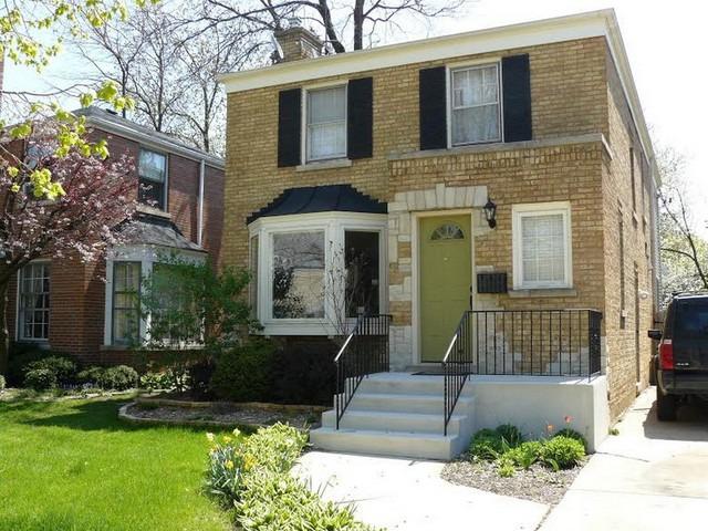 6215 N Leona Ave., Chicago, IL 60646