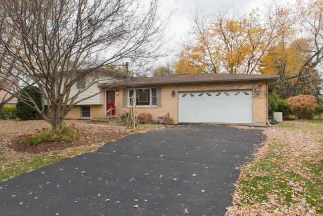 22W236 Busch Rd., Glen Ellyn, IL 60137