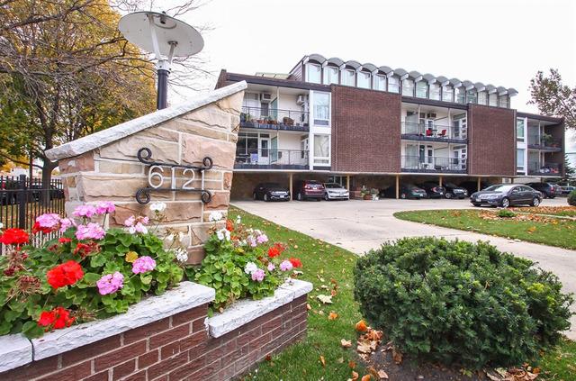 6121 W Higgins Ave. #D3, Chicago, IL 60630