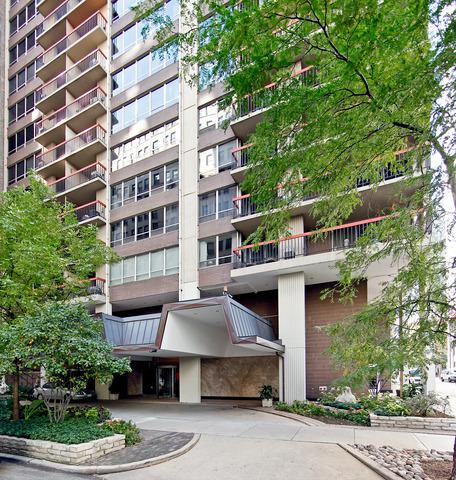 201 E Chestnut St. #24F, Chicago, IL 60611