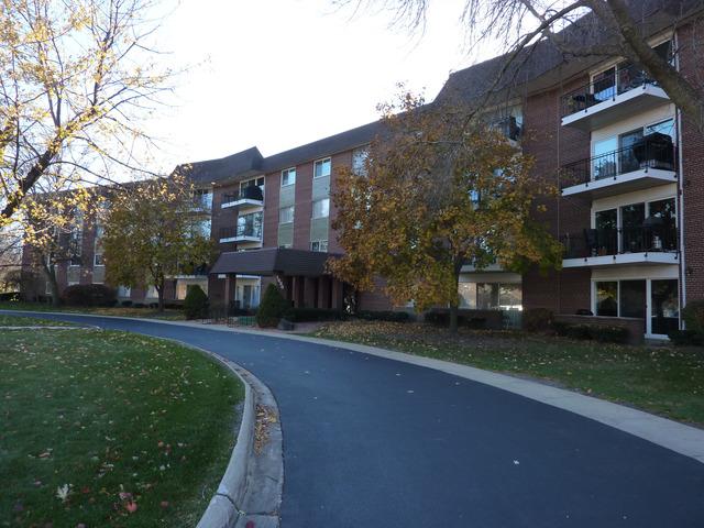 1030 S Fernandez Ave. #4D, Arlington Heights, IL 60005