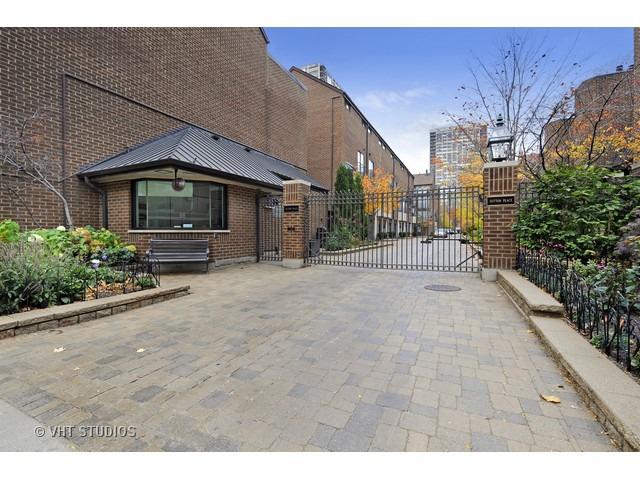 1346 N Sutton Pl., Chicago, IL 60610