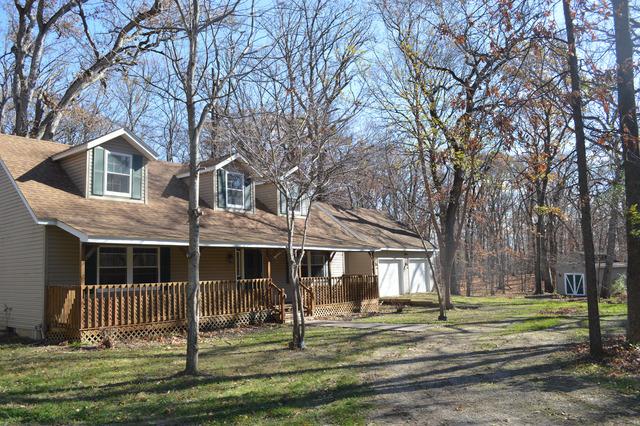 30 Wood Dr., Putnam, IL 61560