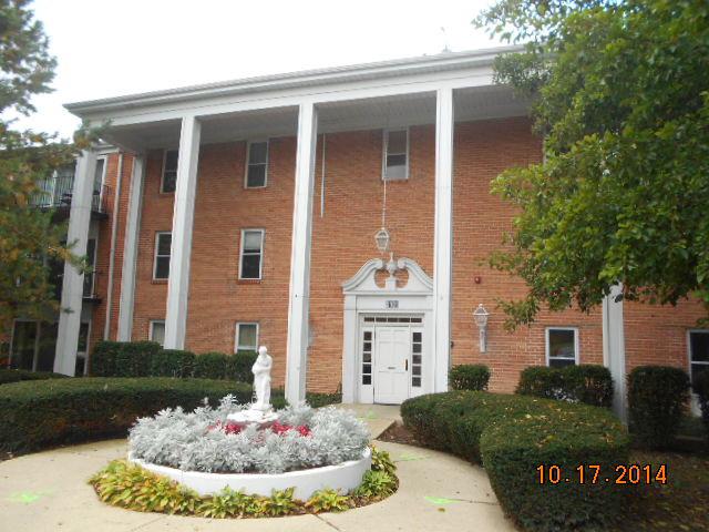 5101 Carriageway Dr. #209, Rolling Meadows, IL 60008