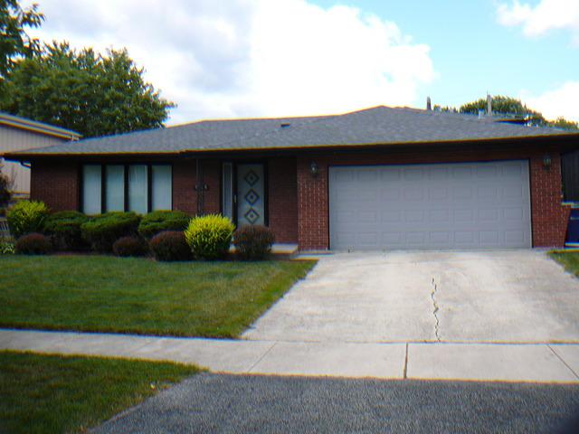 9328 S 69th Ct., Oak Lawn, IL 60453