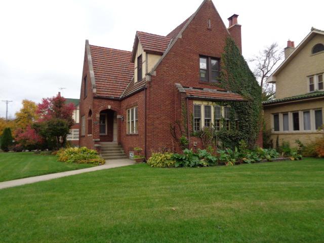 10701 S Longwood Dr., Chicago, IL 60643