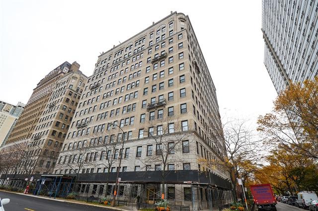 3534 N Lake Shore Dr. #1D, Chicago, IL 60657