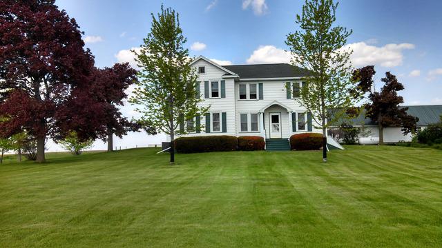13592 Waterman Rd., Waterman, IL 60556