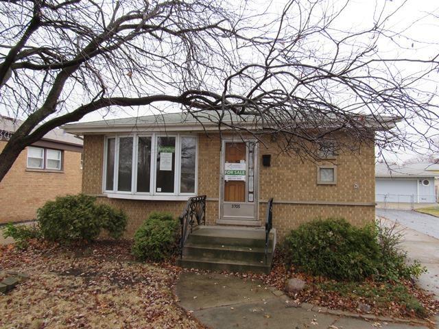 3705 Dora St., Franklin Park, IL 60131
